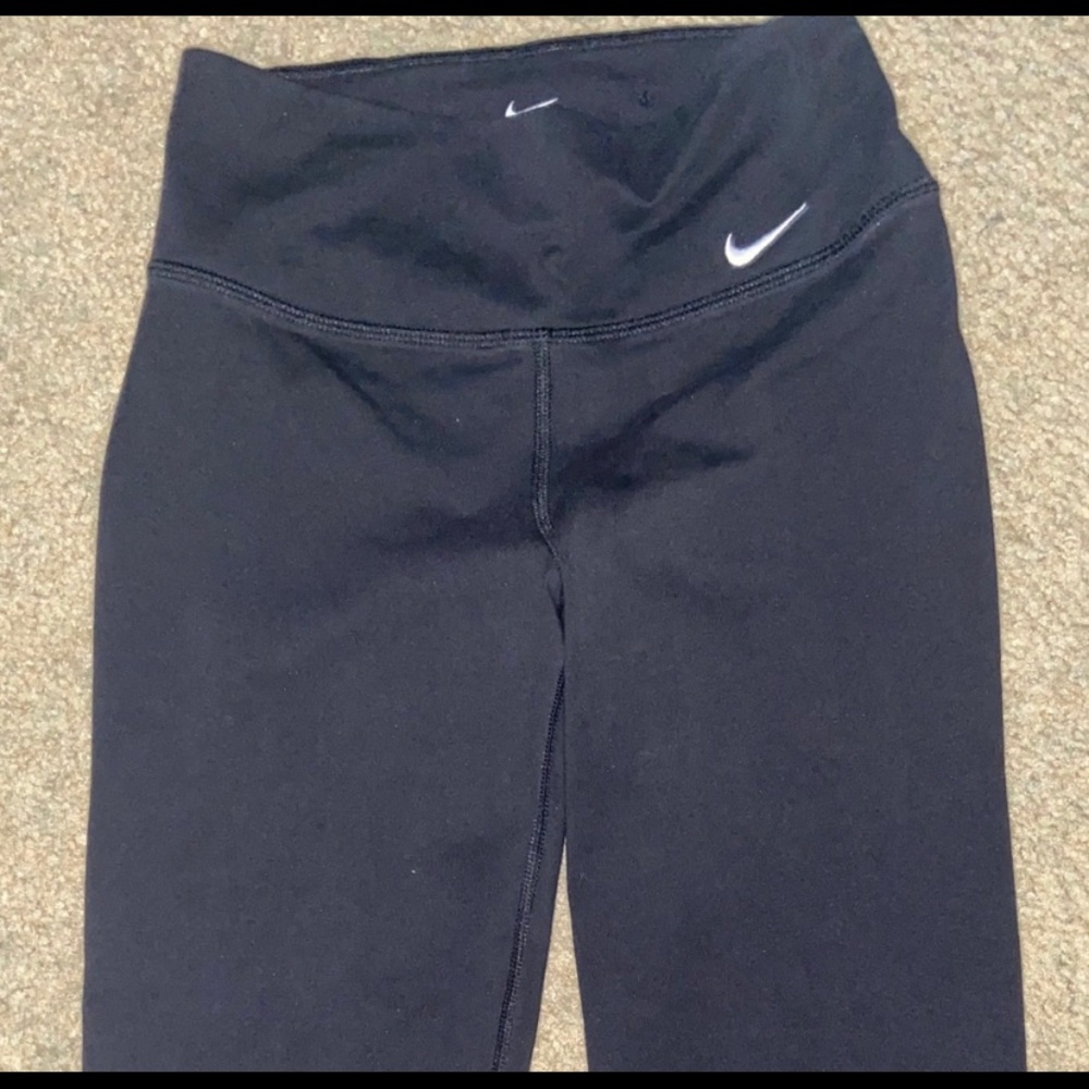 Cropped Nike Leggings